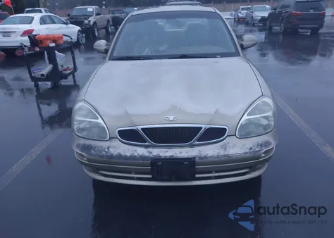 2001 Daewoo Nubira Se z USA, uszkodzony, nr VIN KLAJC52Z21K647520